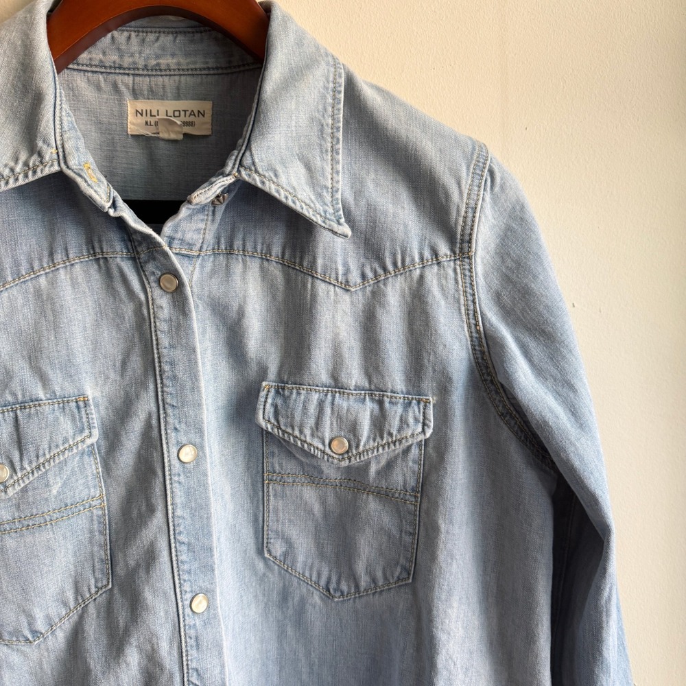 Nili Lotan Travis Denim Shirt Snap Button Light Wash Large Excellent - Picture 3 of 8